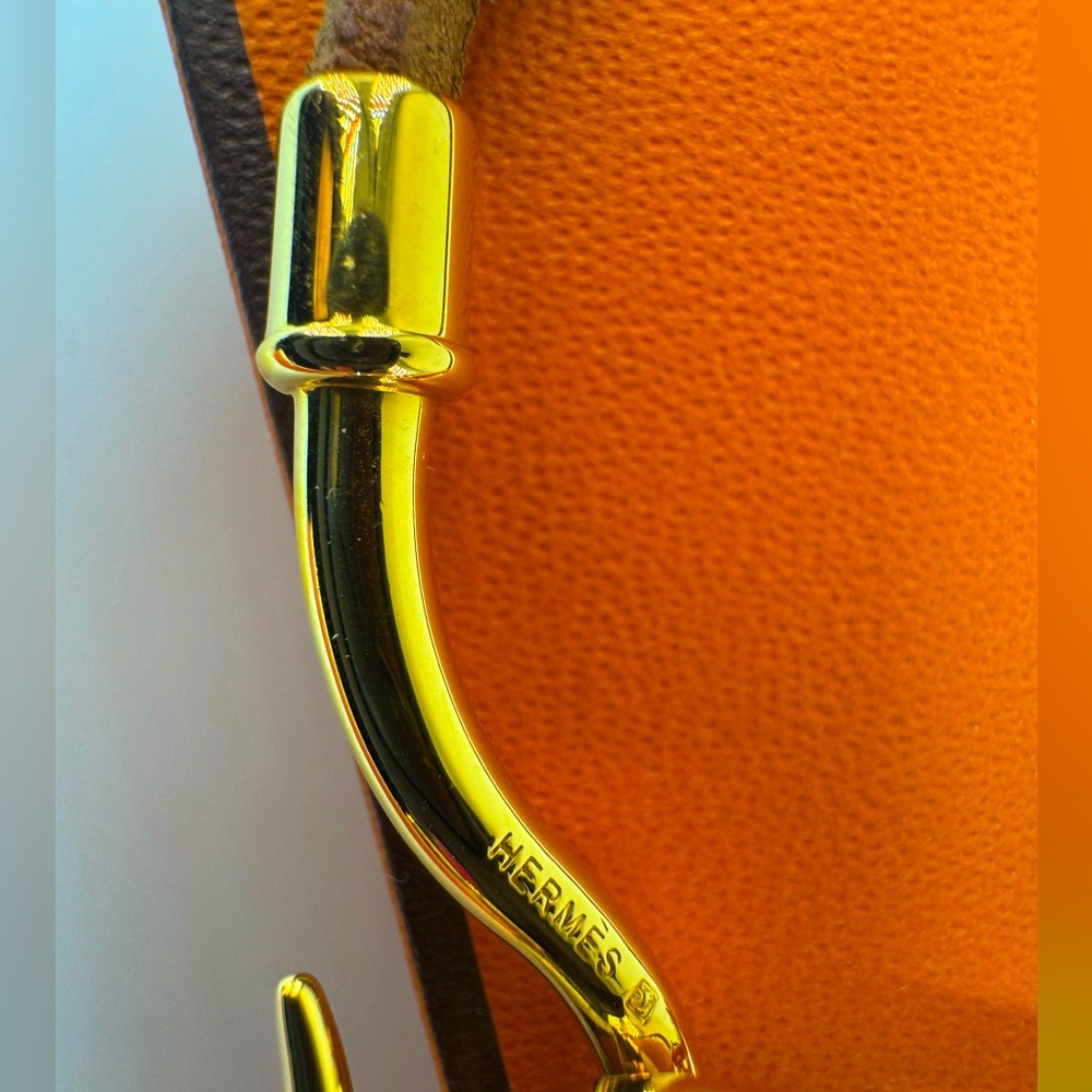 Hermès Suede Hook Bracelet Authentic Gold Plated Hermes Equestrian 1995 Vintage - Picture 5 of 12